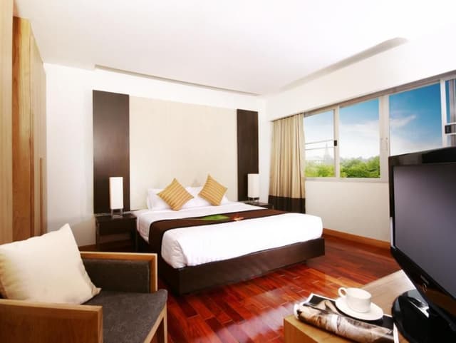 2 Bedroom Suite