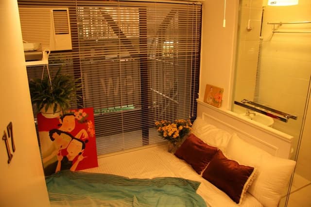 Apple Room