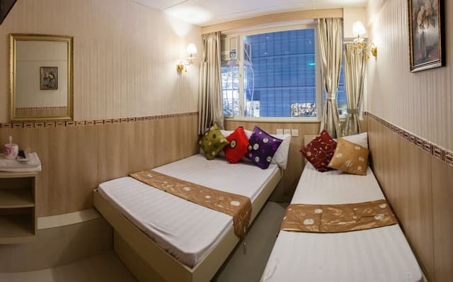 Triple Room
