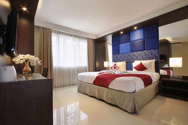 Premier Room