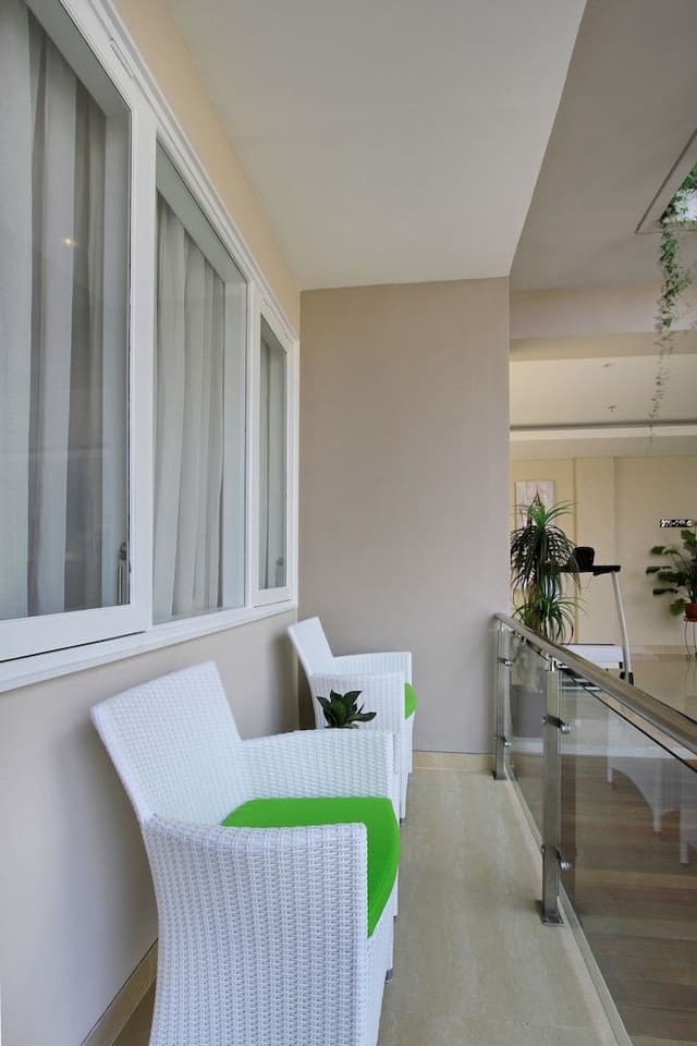 Deluxe Room, Balcony