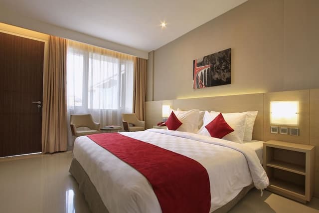 Deluxe Room, Balcony