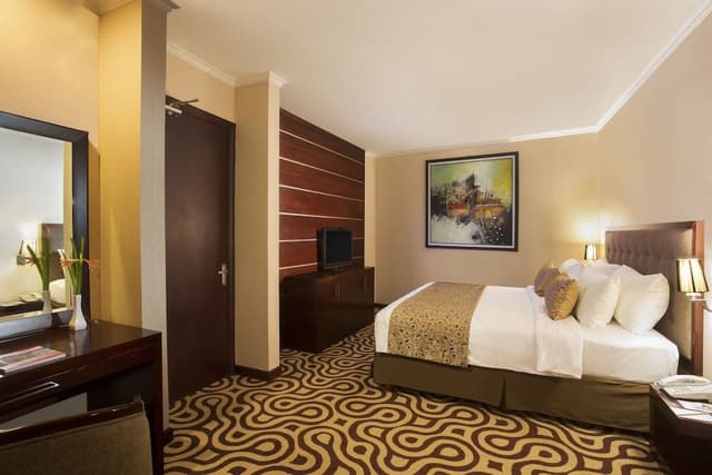 Executive Suite