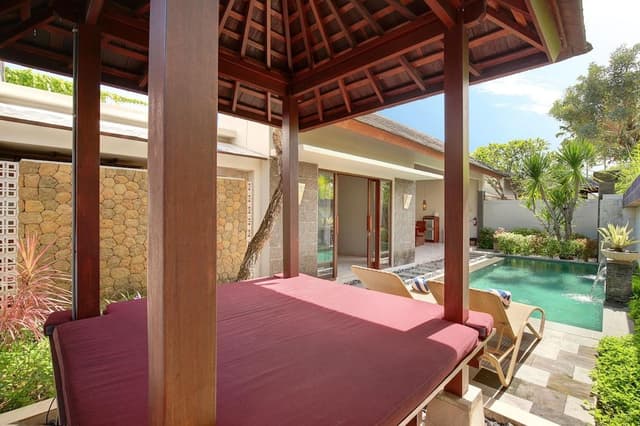 One Bedroom Deluxe Villa