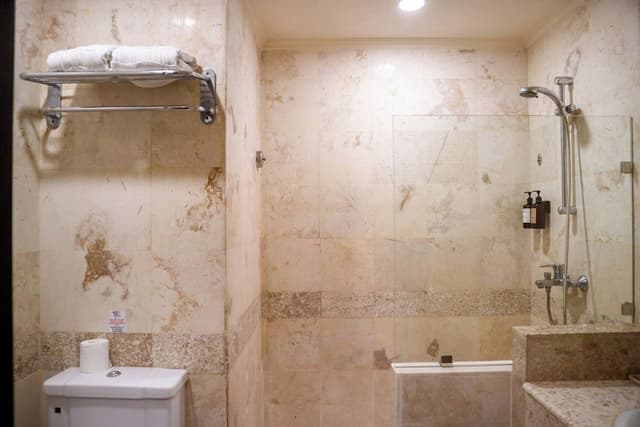 Signature Double or Twin Room, Pool Access