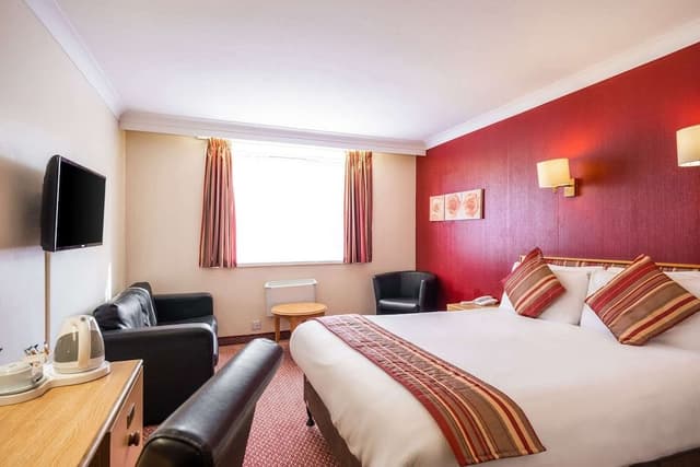 Standard Room, 1 King Bed, Non Smoking
