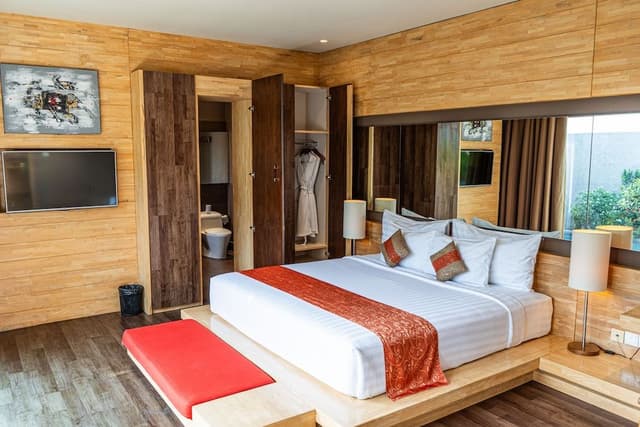 Family Room, 2 Bedrooms, Private Pool