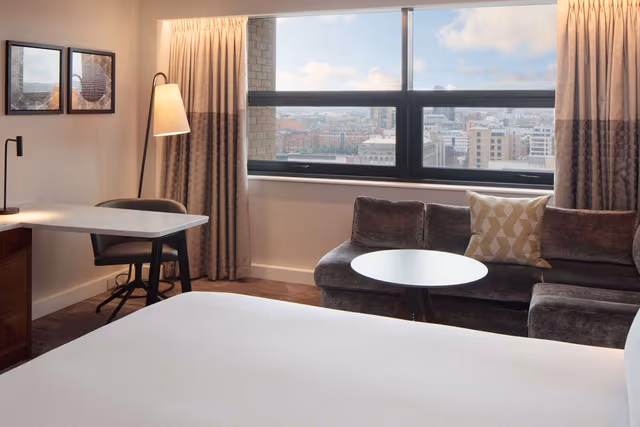 KING EXECUTIVE ROOM WITH LOUNGE ACCESS
