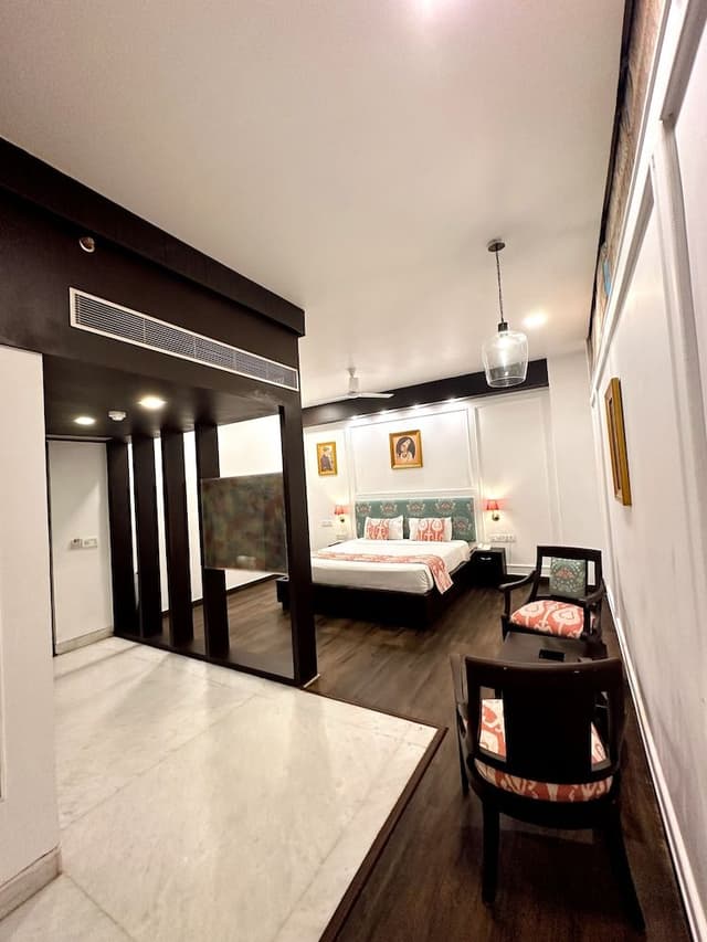 Superior Room, 1 Double Bed, Bathtub