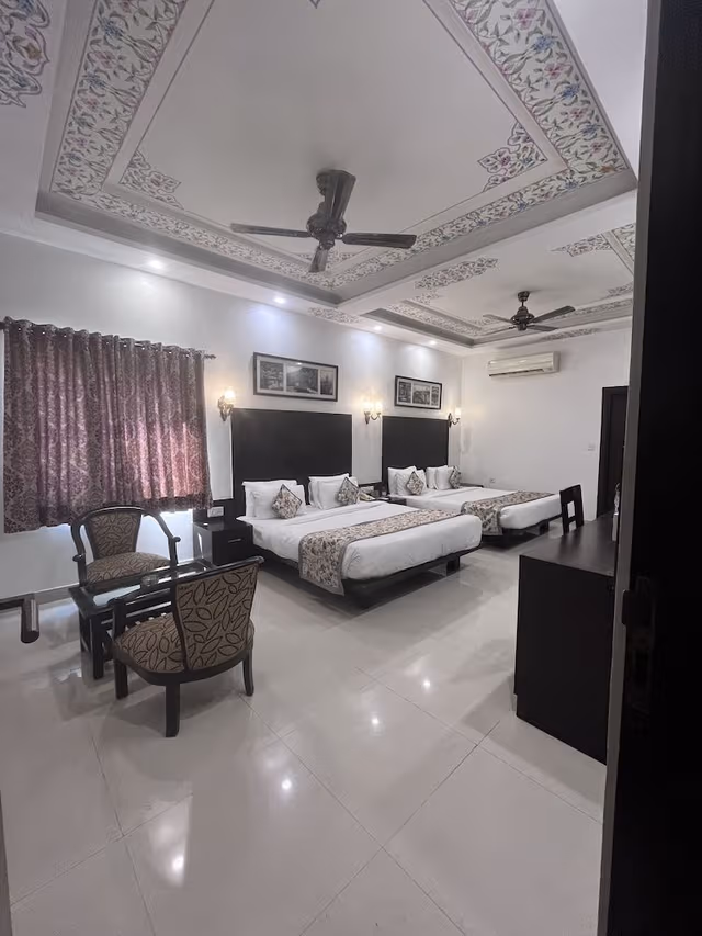 Family Room, 2 Queen Beds