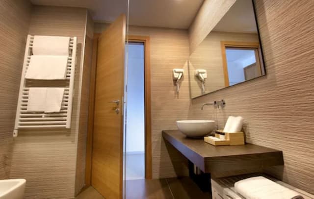 Deluxe Room, 1 Queen Bed, Non Smoking