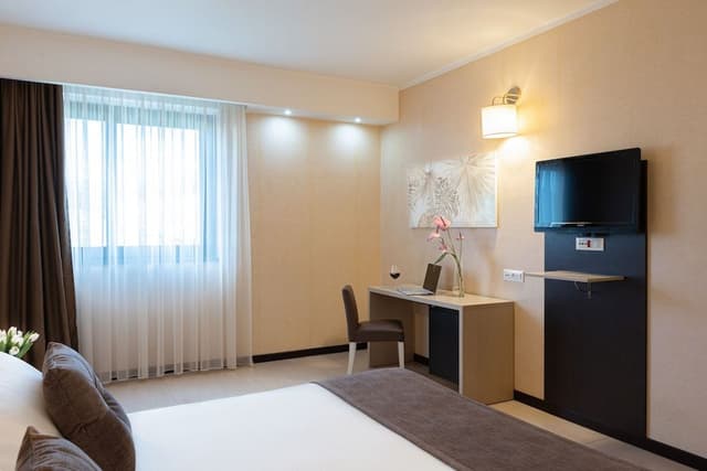 Classic Room, Multiple Beds, Non Smoking
