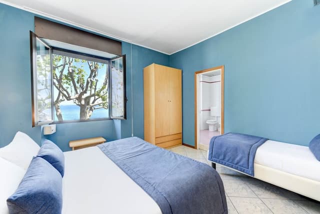 Classic Room, Lake View