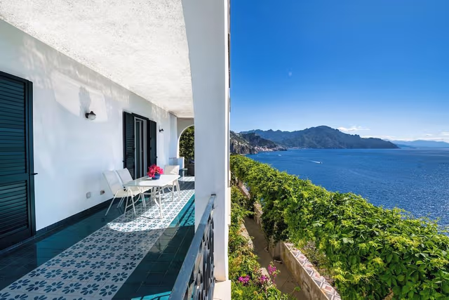 Deluxe Suite, Balcony, Sea View