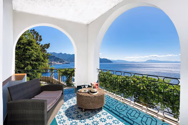 Deluxe Suite, Balcony, Sea View
