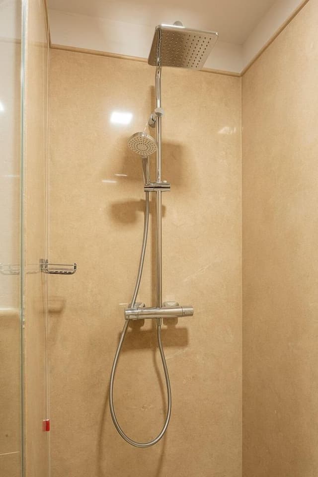 Suite, Pool Access, Lake View