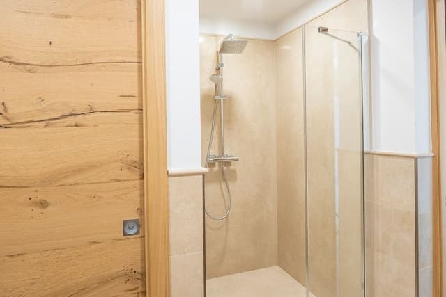 Suite, Pool Access, Lake View