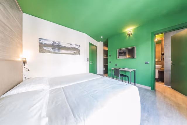 Triple Room