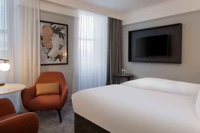 TWIN GUEST ROOM