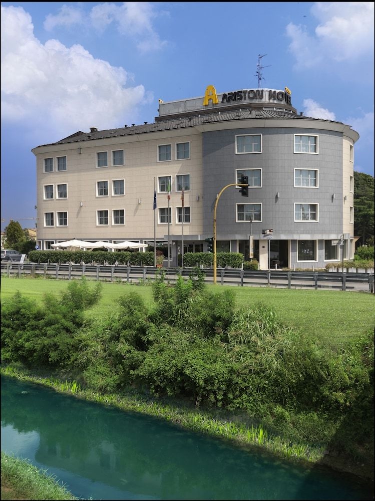 Hotel Ariston3