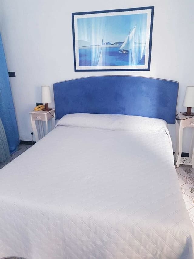 Economy Single Room