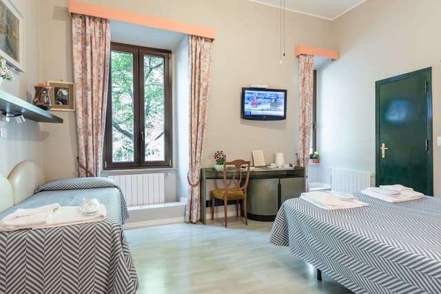 Triple Room