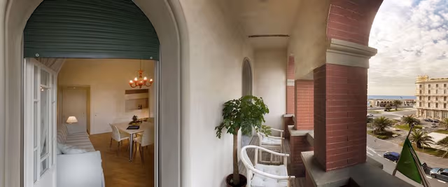 Junior Suite with Lateral Sea View