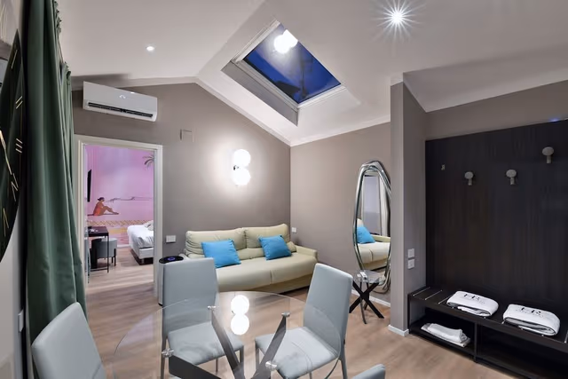 Suite with Spa Bath and Sauna
