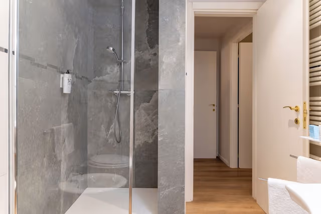 Suite with Spa Bath
