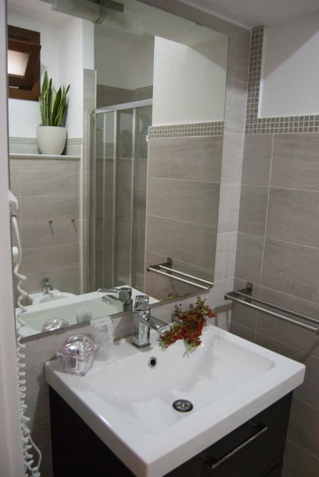Classic Studio, Garden View (1 letto queen+1 letto a castello)