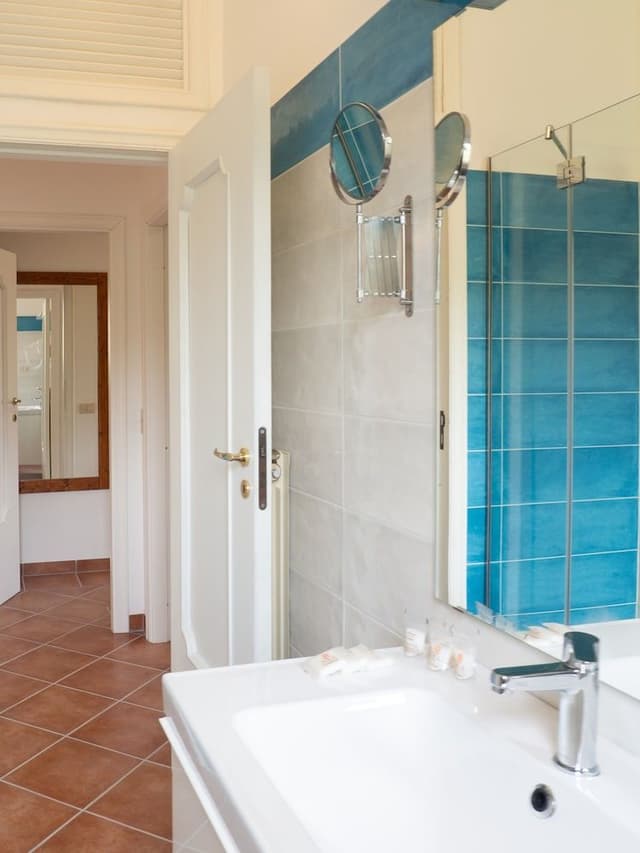 Classic Apartment, 2 Bedrooms, Kitchen, Garden View