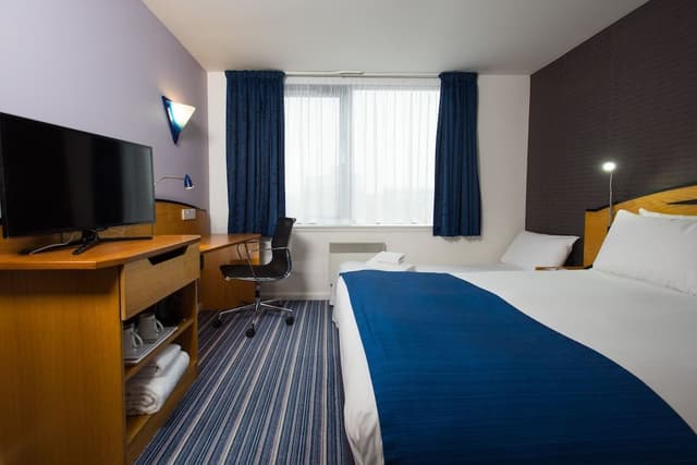 Standard Room, 1 Double Bed with Sofa bed (with Free Hot Breakfast)