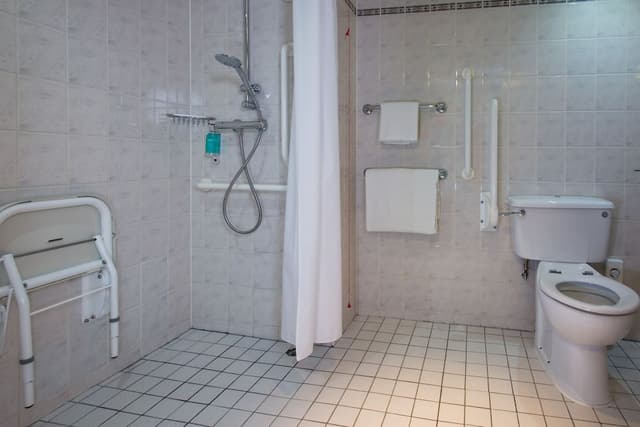 Standard Room, 1 Double Bed, Accessible (with Free Hot Breakfast)