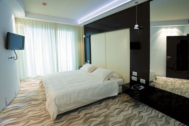 Luxury Suite (4 people)