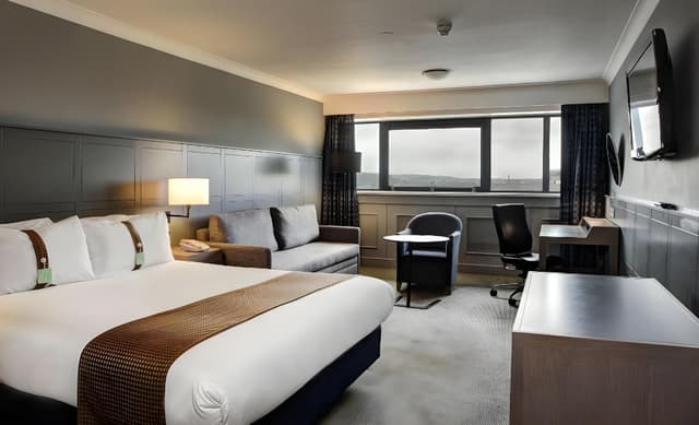 1 Double Bed Standard