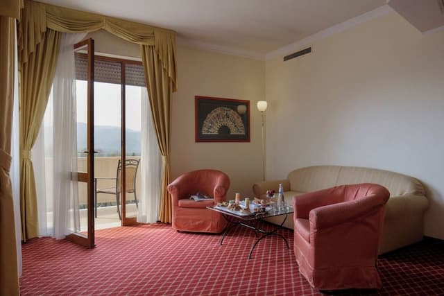 Junior Triple Room, Terrace