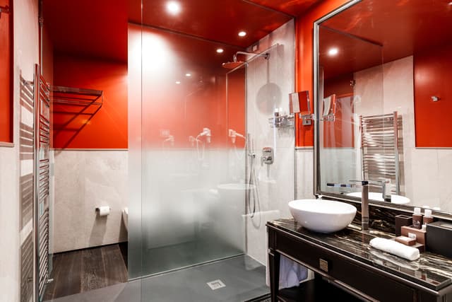 Prestige Suite
