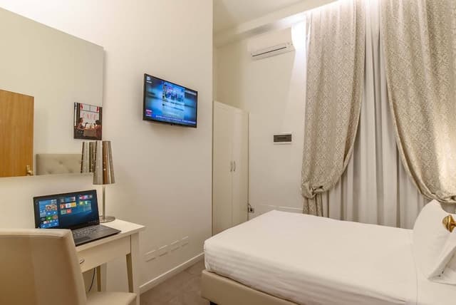 Double Room Single Use