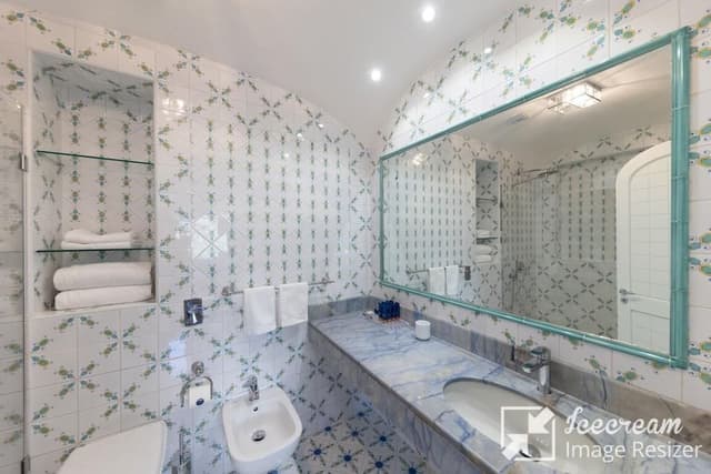 Superior Double Room, City View