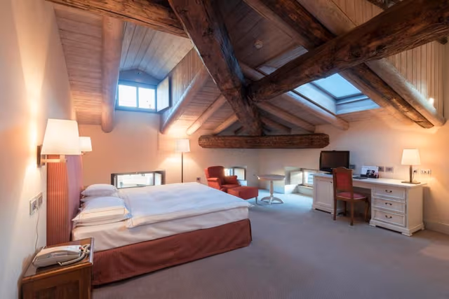 Charme Twin Room