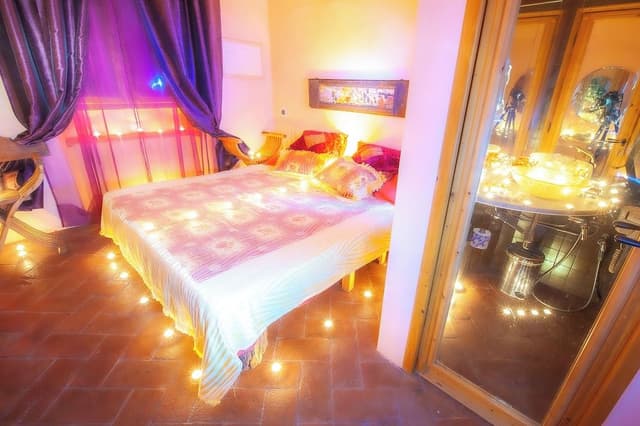 Deluxe Double Room, 1 King Bed, Jetted Tub