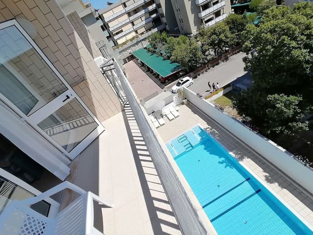 Family Room, Balcony