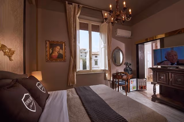 Deluxe Suite, Balcony