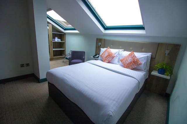 Room (Cosy)