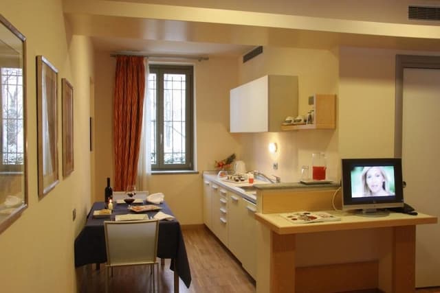 Studio (3 Adults)