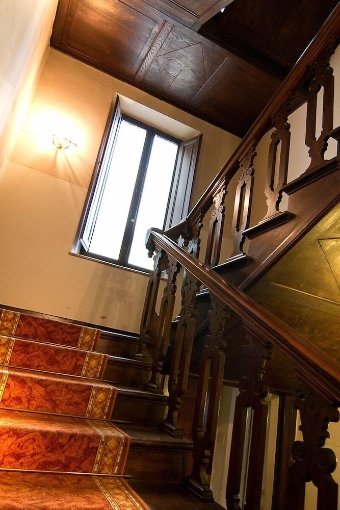 Villa Fiorita2