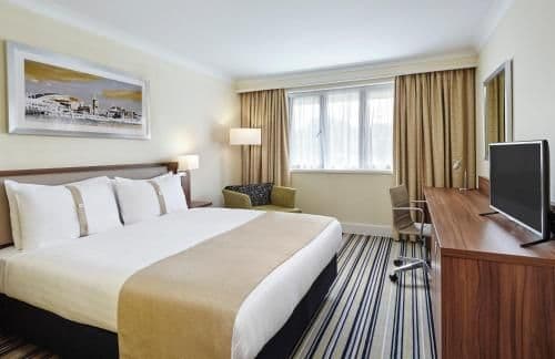 1 Double Bed Standard