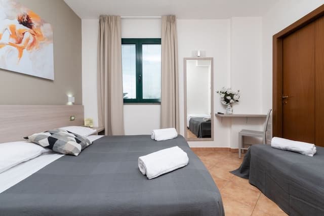 Triple Room