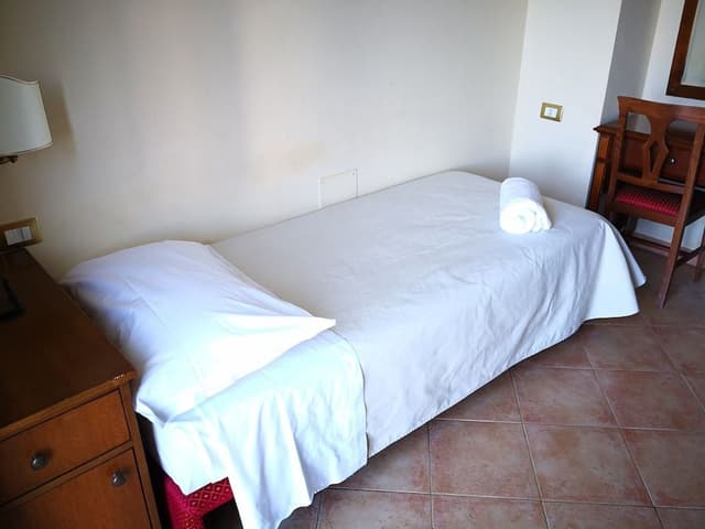 Classic Single Room