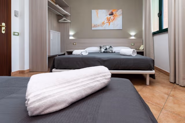 Triple Room